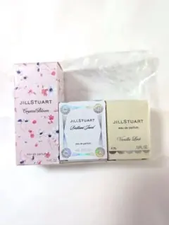 【期間限定セール!!!】JillStuart フレグランスセット 新品未使用のサムネイル
