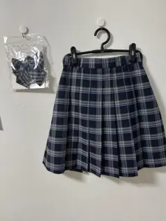 制服　スカート　リボン　セットネイビー系チェック プリーツスカートとリボンセット