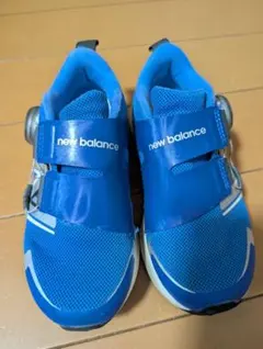 new balance 青 スニーカー ボアスニーカー