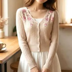 美品【MISCH MASCH】花柄刺繍リブカーディガン ベージュ ビジューボタン