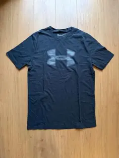 Under Armour ブラック Tシャツ Mサイズ