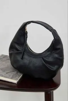 【新品未使用】GALLARDAGALANTE ラウンドミニバッグ