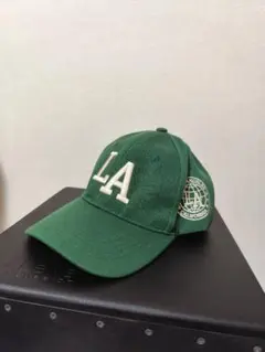 LAレター刺繍スナップバックキャップ