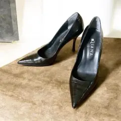 Item thumbnail for item 5d768aaf-967d-499a-bc61-35eb8073a41d