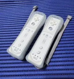 wiiリモコンプラスホワイトカバーストラップセット②ヌンチャク②セット