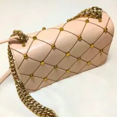 CHARLES & KEITH スタッズ ショルダーバッグ ピンクのサムネイル