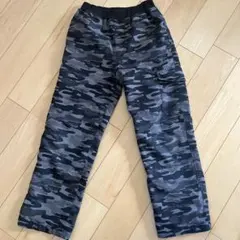 キッズ　裏起毛　カーゴパンツ　迷彩　140cm