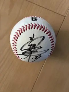 GIANTS 阿部慎之助サイン入り野球ボール - メルカリ