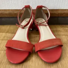 【美品】アンクルストラップサンダル　差し色　赤　チャンキーヒール