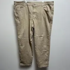 税抜3980円　ベージュ チノパン 前面・背面ポケット付き