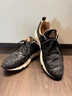 FlowerMOUNTAIN スニーカー