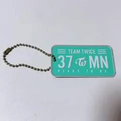 TWICE ミナ READY TO BEランダムプレートキーホルダー
