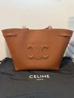 CELINE ミディアム カバ アナイス キュイル トリオンフ