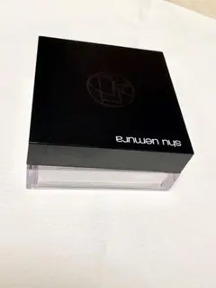 シュウウエムラ　アンリミテッド mopo ルースパウダー(パフ付き)