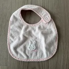 familiar ピンクスタイ うさぎ刺繍