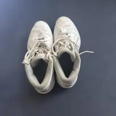 ASICS バスケットボールシューズ ホワイト