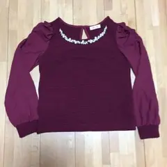 ビジュー付きトップスのサムネイル