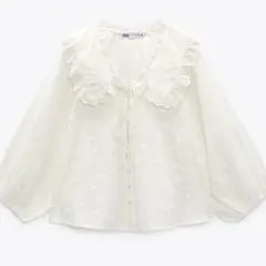 【新品未使用】ZARA フリル襟 長袖シャツ ホワイト花柄