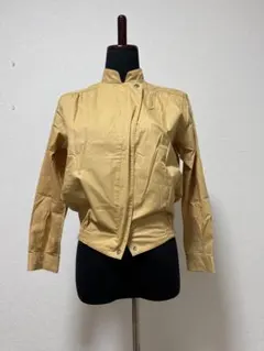 ノーカラージャケット ベージュ ショート丈のサムネイル