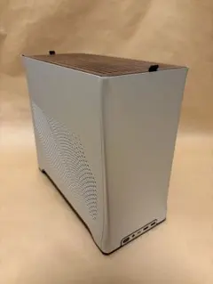 GEEEK m31 itxケース gen4ライザー noctuaファン セット - メルカリ