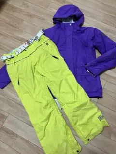 スノーボードウエア　上下セット　Sサイズ