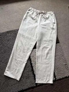 GU ホワイト カジュアルパンツ　XL