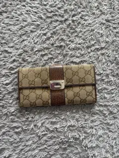 GUCCI GGキャンバス　レザー　ロゴプレート　オレンジブラウン　財布