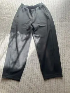 UNIQLO ドライスウェットカーブパンツ