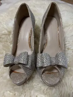 グレースコンチネンタル　リボン付きオープントゥハイヒール36