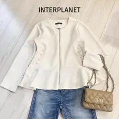 interplanet スポンジリバールショートコート ペプラム ベージュのサムネイル