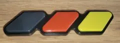 ■グリルエンブレム グリルバッジ 黒赤黄■のサムネイル