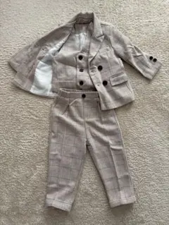 子供用フォーマルスーツ