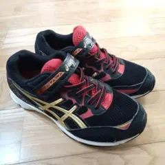 asics キッズスニーカー 黒/赤/金　20cm