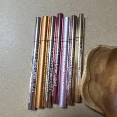 Love Liner Liquid アイライナー 7本セットのサムネイル