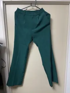 グリーン スラックス