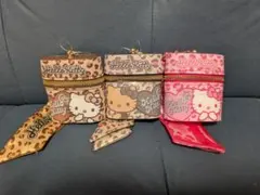 ハローキティー　スカーフ付きチャームポーチ　ヒョウ柄　　３点セット