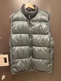 ユニクロ　 ウルトラライトダウンベスト　 グリーン　XL