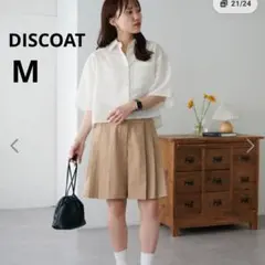 Discoat プリーツチノハーフパンツ ラップ風 キュロット ベージュ Mのサムネイル