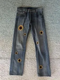 Levi's、Niche. ひまわり刺繍デニム