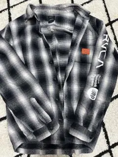RVCA チェック柄 フランネルシャツのサムネイル