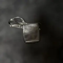 ブラックショルダーバッグ 合成皮革
