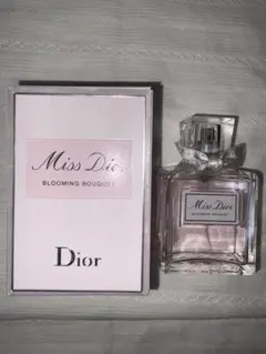 美品】Miss Dior ミスディオールエッセンスパルファン 35ml - メルカリ
