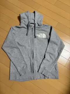 ザノースフェイス パーカー