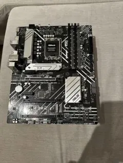 インテル　H670 チップセット　ATXマザーボード