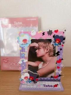 BTS テテ　トレカ　スタンド