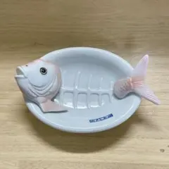 ❶ お刺身皿　魚モチーフのサムネイル