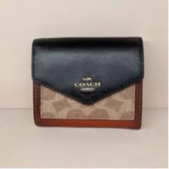 COACH 【 日本完売⠀】カラーブロックシグネチャー折り財布