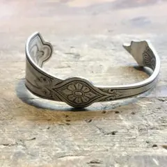 2025年最新】フォーク バングルの人気アイテム - メルカリ