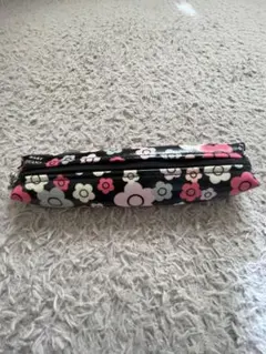 MARY QUANT マリークヮント ペンケース