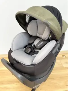 美品　Combi THE S ISOFIX Air ZC690 カーキ　ザエスのサムネイル